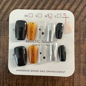 Black, Gold, and Silver Press On Nail Set